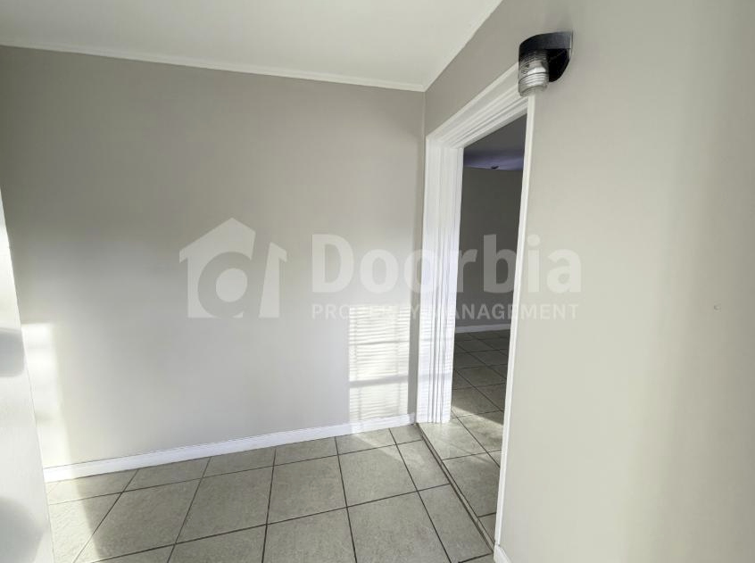 3817 Peach Dr - Photo 3 of 22