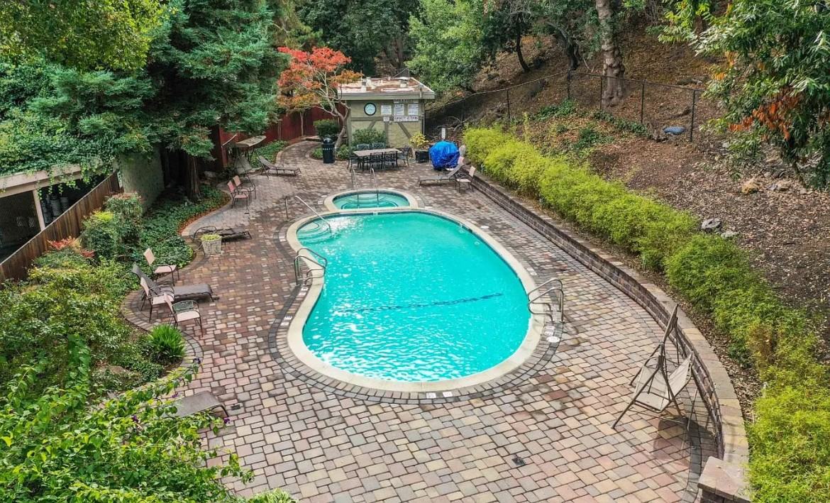 155 El Camino Real - Photo 3 of 20