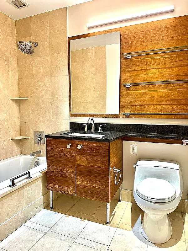 120 Riverside Blvd #4K - Photo 6 of 6