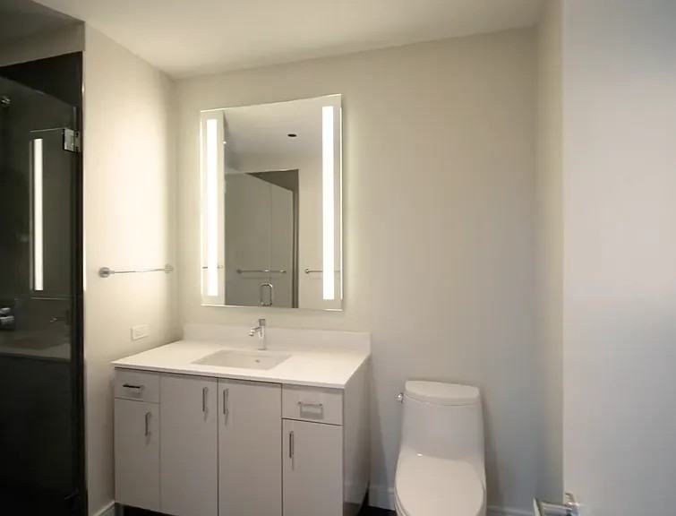 28 W Superior St #1909 - Photo 4 of 9