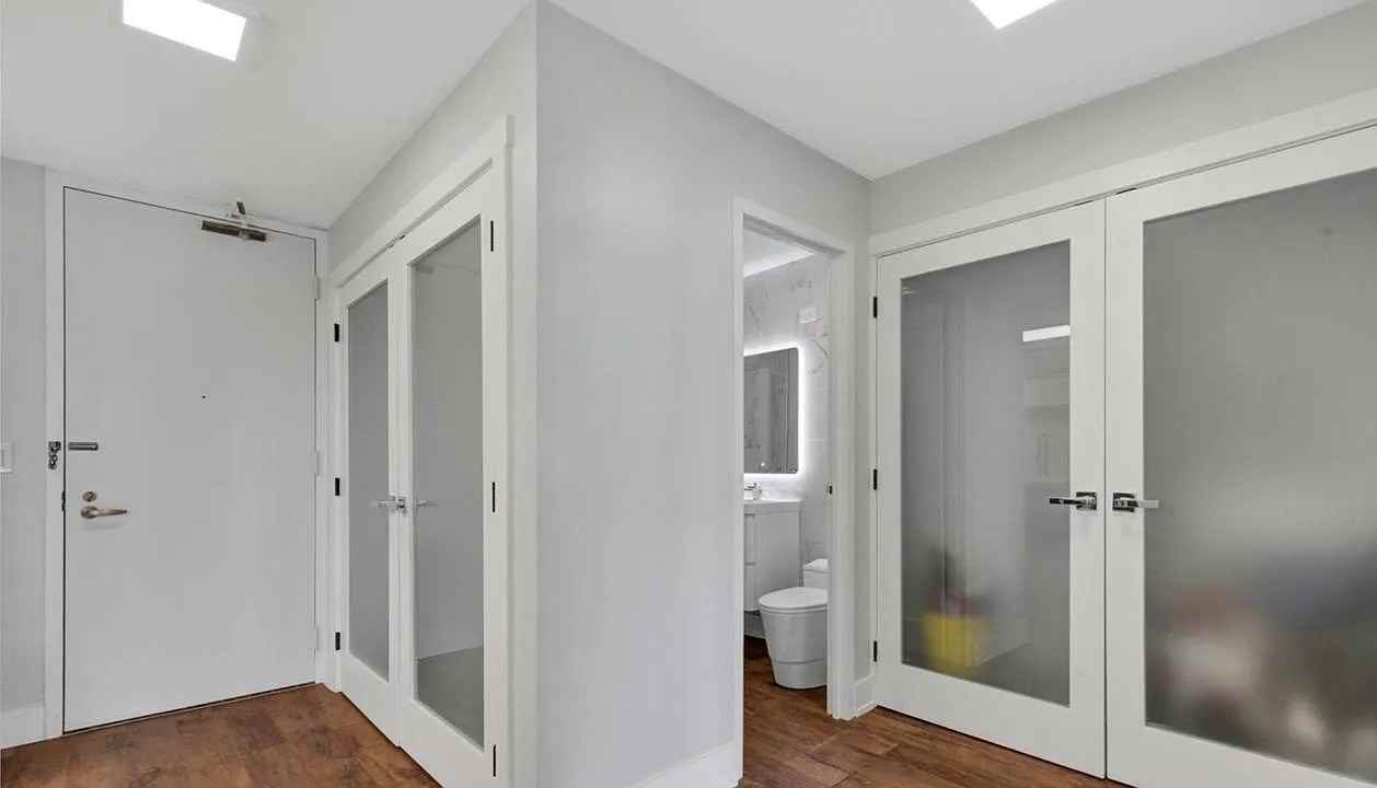 400 E Randolph St #804 - Photo 5 of 11