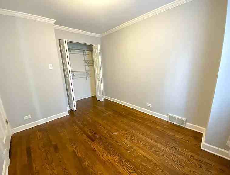 607 W Deming Pl #4 - Photo 2 of 8