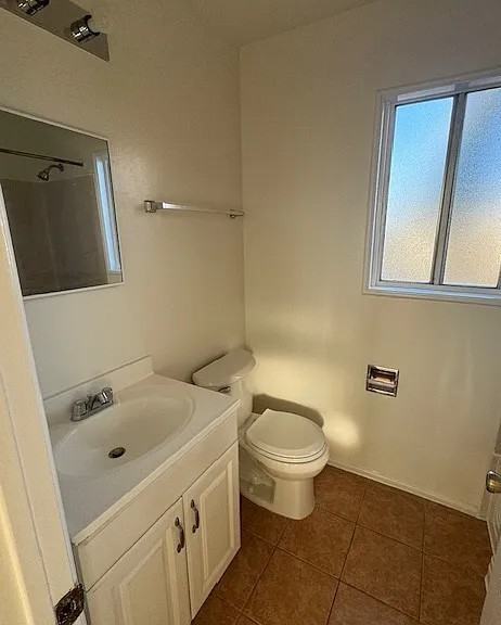 1108 E Villa St #H - Photo 2 of 9