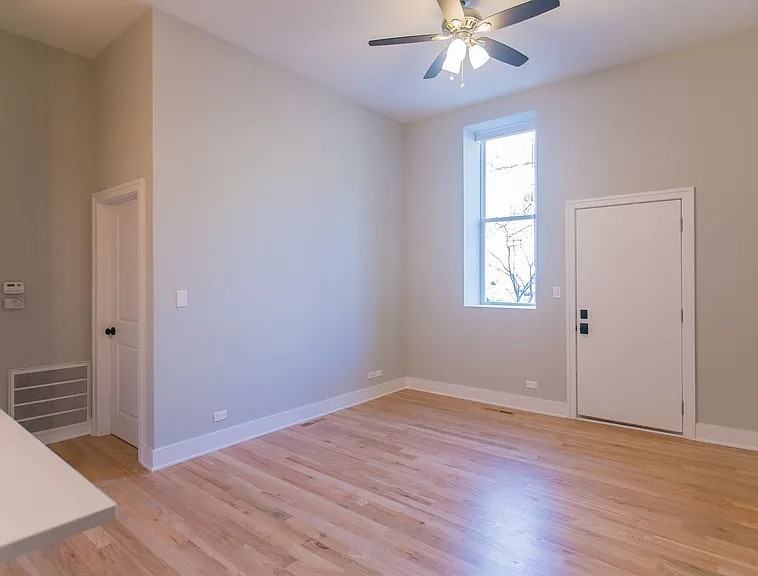 1824 W Augusta Blvd #1R - Photo 4 of 10