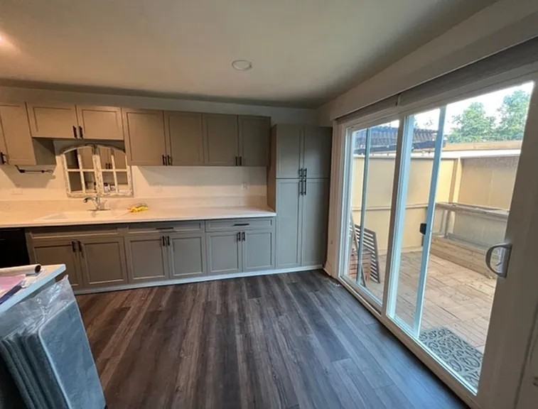 14411 Riverside Dr #22 - Photo 2 of 9