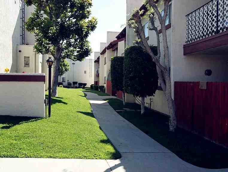 23647 Golden Springs Dr #4G - Photo 2 of 12