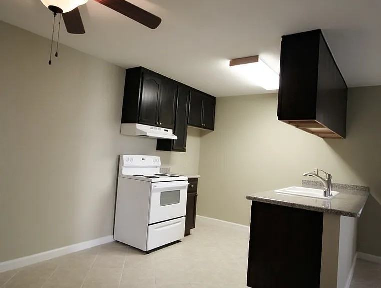 23647 Golden Springs Dr #4G - Photo 6 of 12