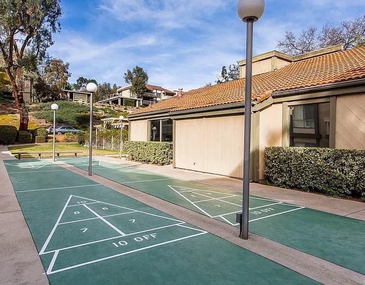 801 Pinetree Cir #22 - Photo 7 of 19