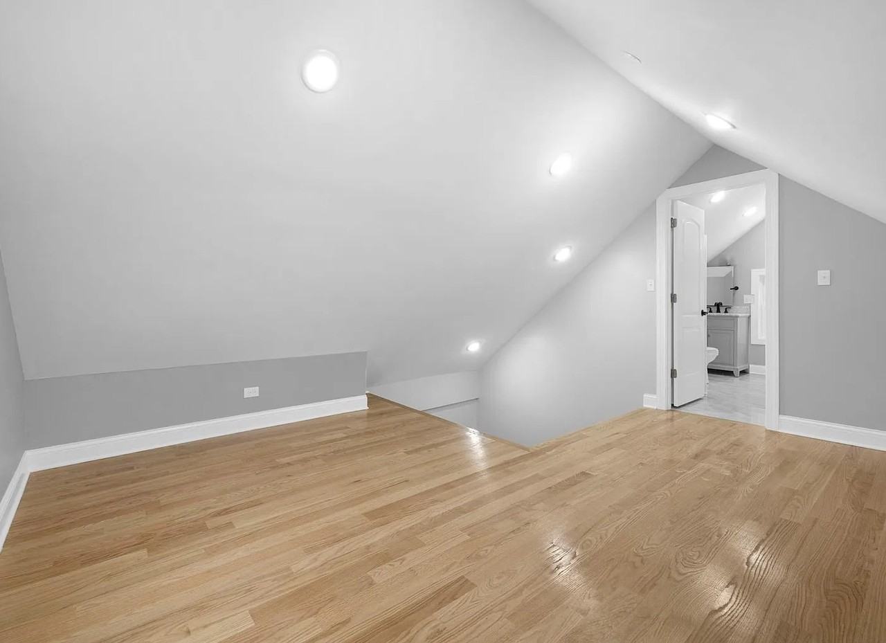 1015 W 20th Pl #C - Photo 6 of 14