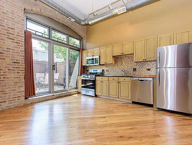 1801 W Larchmont Ave #108 - Photo 6 of 17