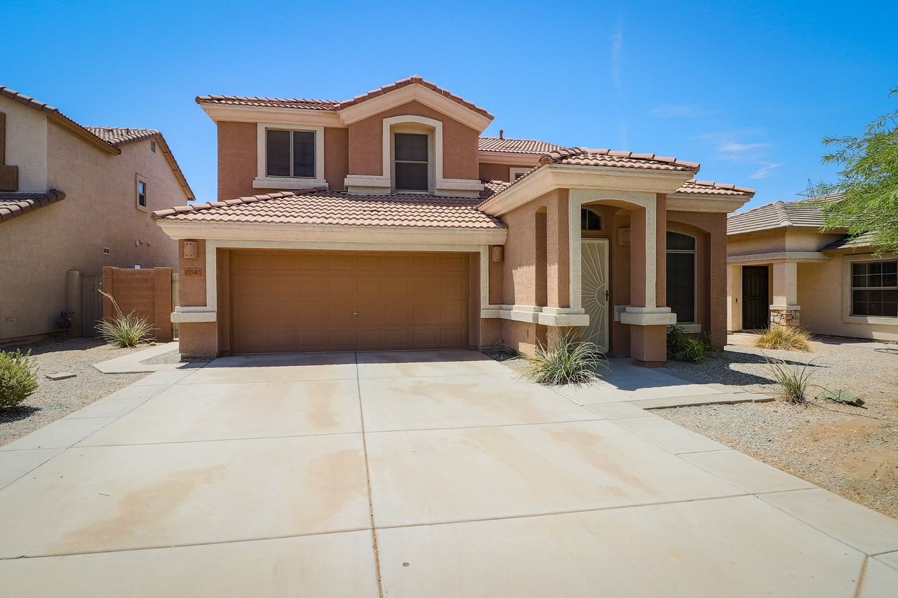 17547 W Coyote Trail Dr - Photo 2 of 36