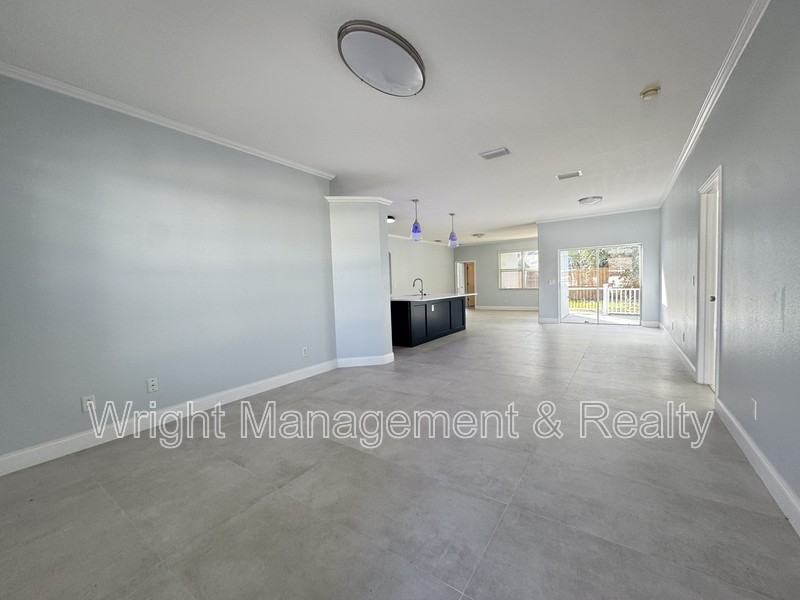 1839 Sunrise Dunes Ct - Photo 6 of 28