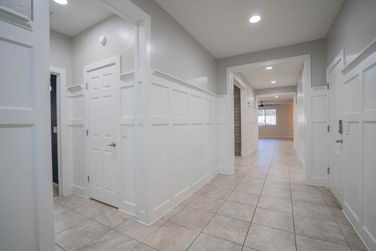 22226 E Stone Crest Ct - Photo 4 of 50