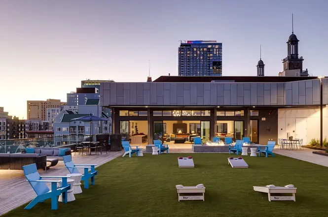 238 13th St - Photo 4 of 18