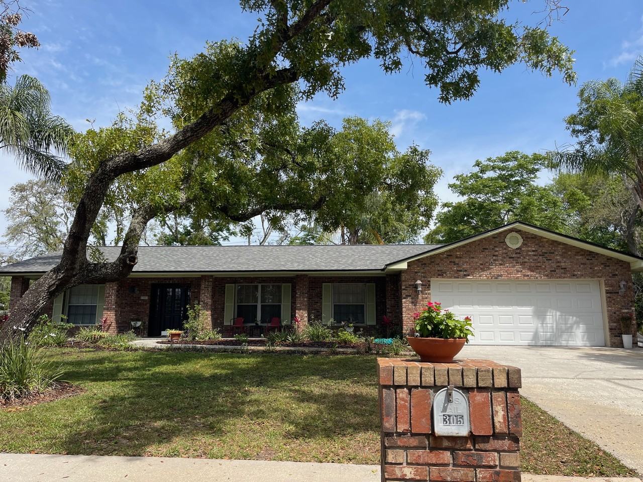 305 W Sweetwater Creek Dr #NA - Photo 3 of 22