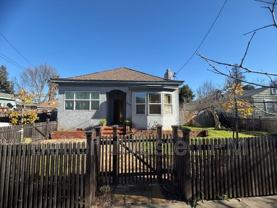 559 N Oak St - Photo 1 of 1