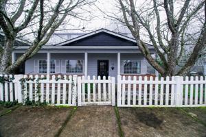 featured image of 118 S Main Ave