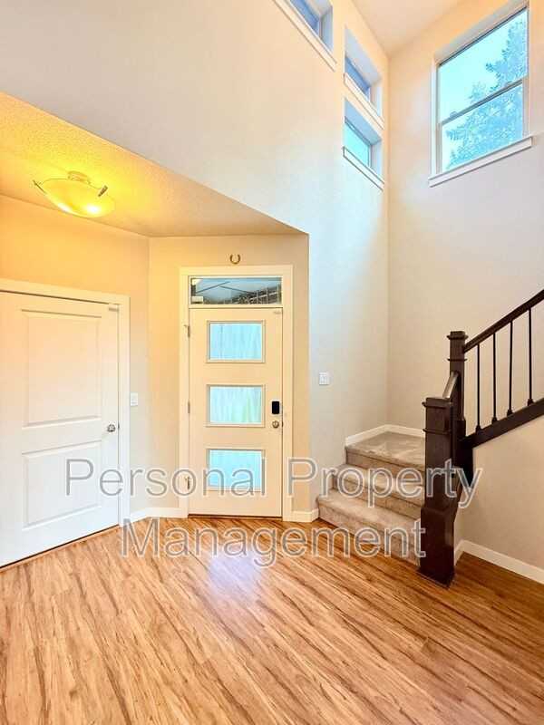 15601 Ne 107th St - Photo 2 of 32