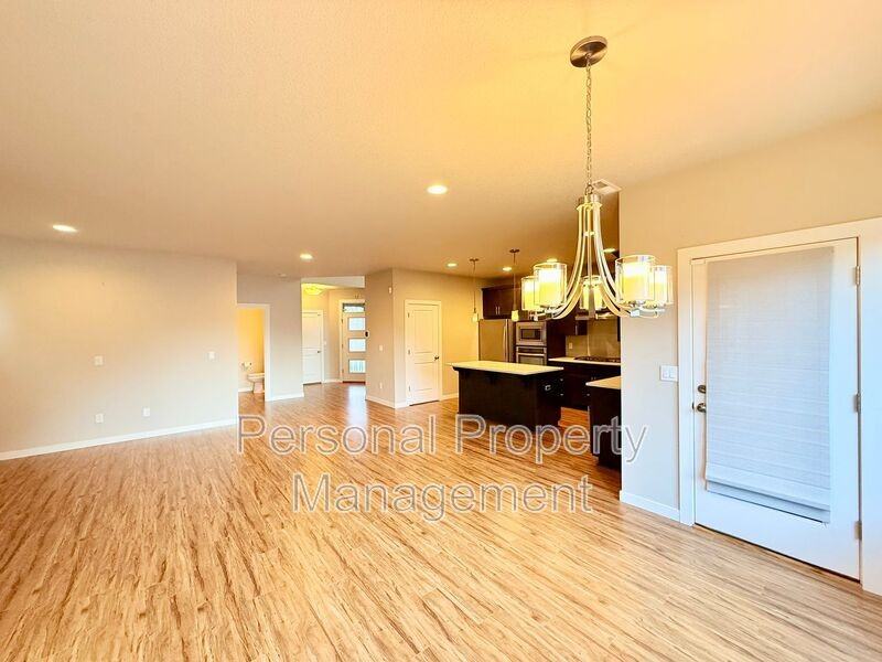 15601 Ne 107th St - Photo 6 of 32