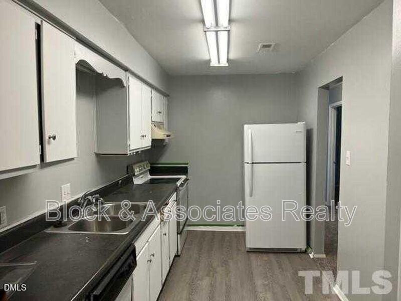 1281 Schaub Dr #I - Photo 2 of 8