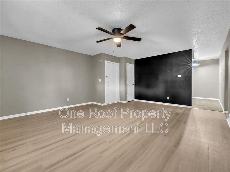 1911 Chateau Dr - Photo 6 of 24