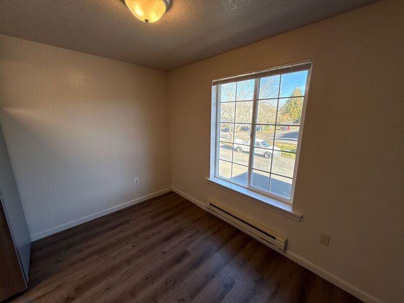 918 Bryan Ct - Photo 6 of 24