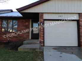 587 Maryland Ave Ne - Photo 1 of 1