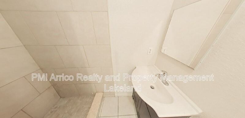 507 Twin Pines Ln #A - Photo 7 of 8