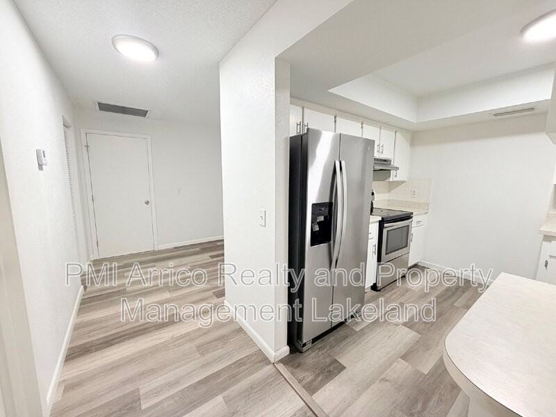 3626 Imperial Ln #B - Photo 3 of 13