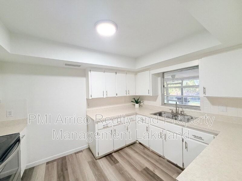 3626 Imperial Ln #B - Photo 7 of 13