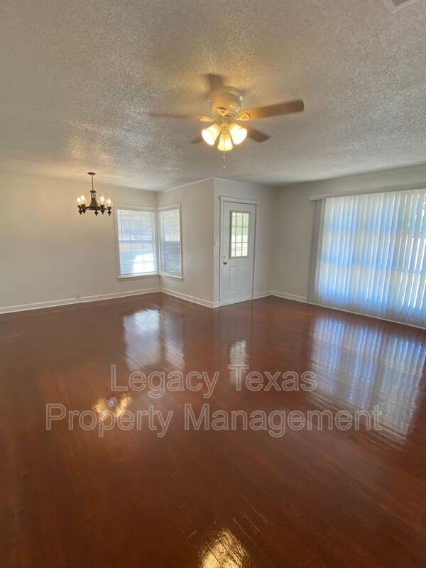 1259 Hcr - Photo 4 of 20