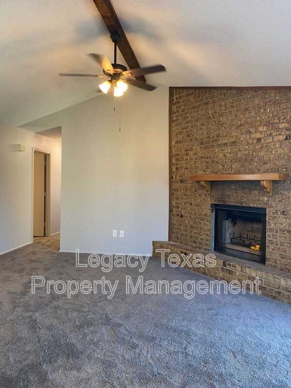 1413 Berry Dr - Photo 6 of 21