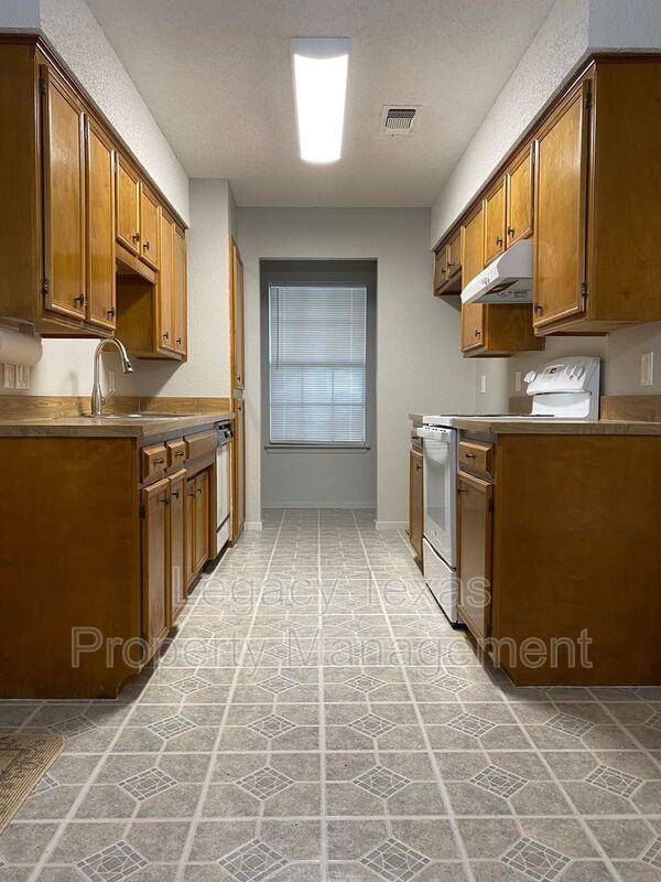 1413 Berry Dr - Photo 7 of 21