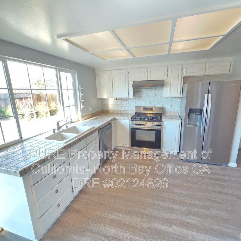 810 Louise Dr - Photo 7 of 16