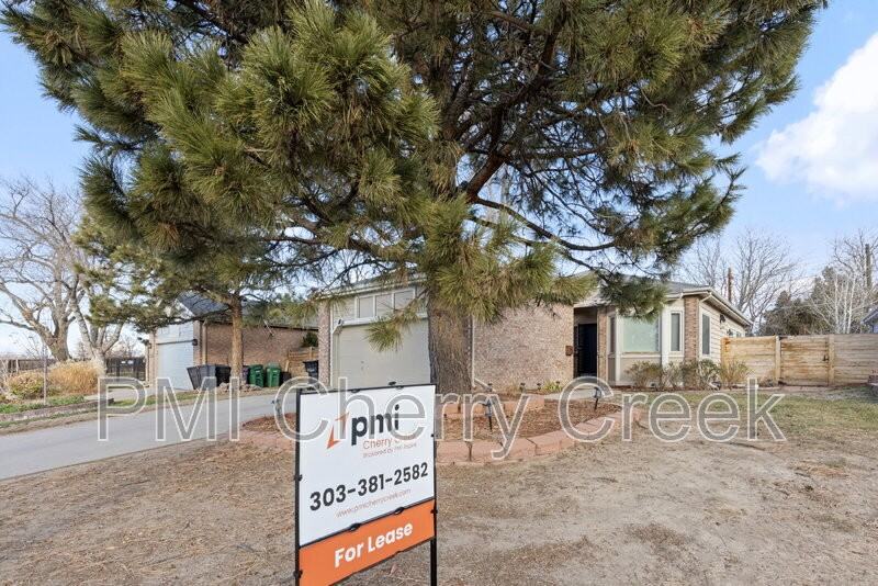 6545 E Exposition Ave - Photo 2 of 33