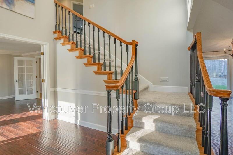 2821 Se 138th Loop - Photo 3 of 37