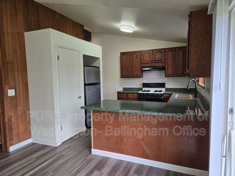 2736 Xenia St - Photo 6 of 16