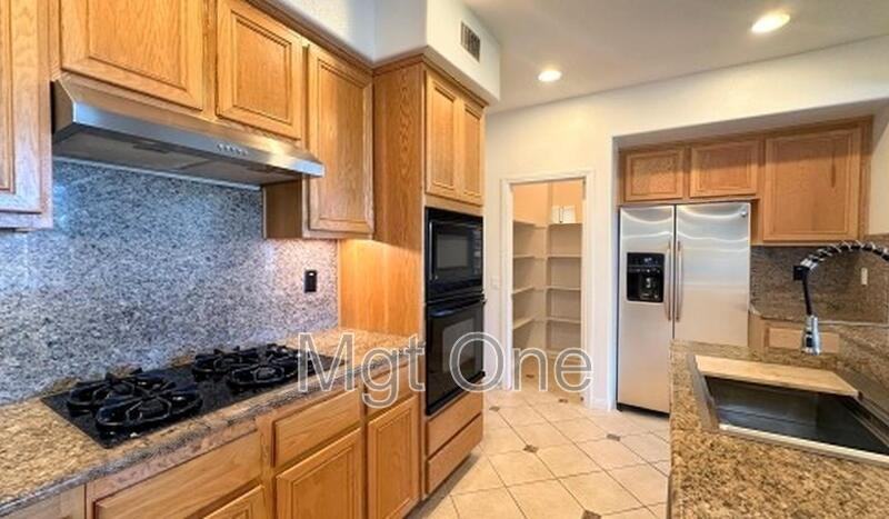 7 Southern Hills Dr - Photo 3 of 29