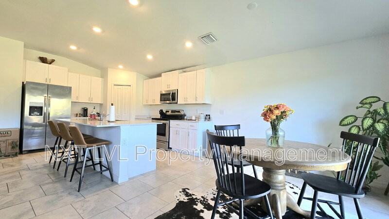 4049 Villa Doria Ct - Photo 5 of 24