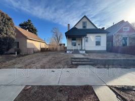 featured image of 908 Spruce St