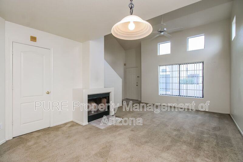 5665 W Galveston St - Photo 6 of 23