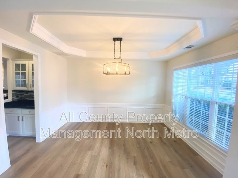 4440 Azurite St - Photo 4 of 17