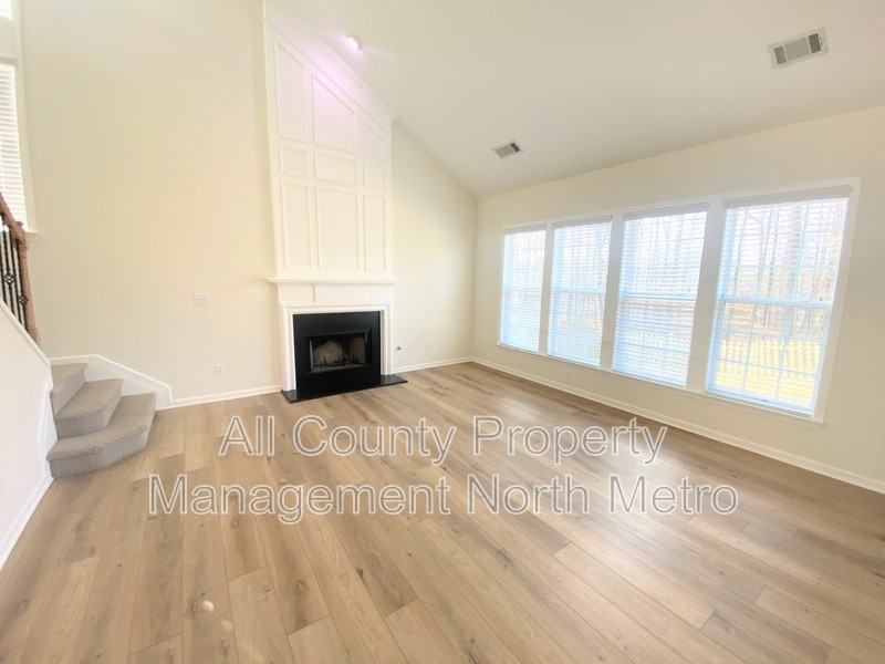 4440 Azurite St - Photo 6 of 17