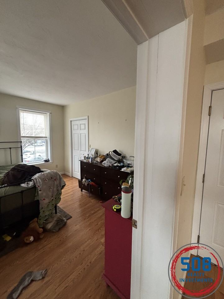 Summer St #2 - Photo 5 of 9