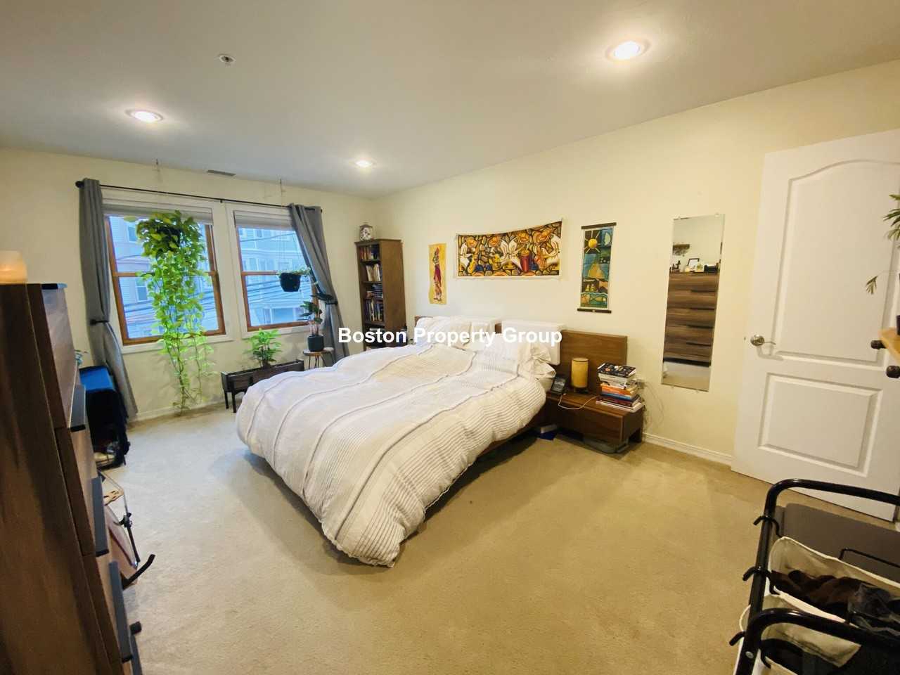 Calumet St #2 - Photo 2 of 10