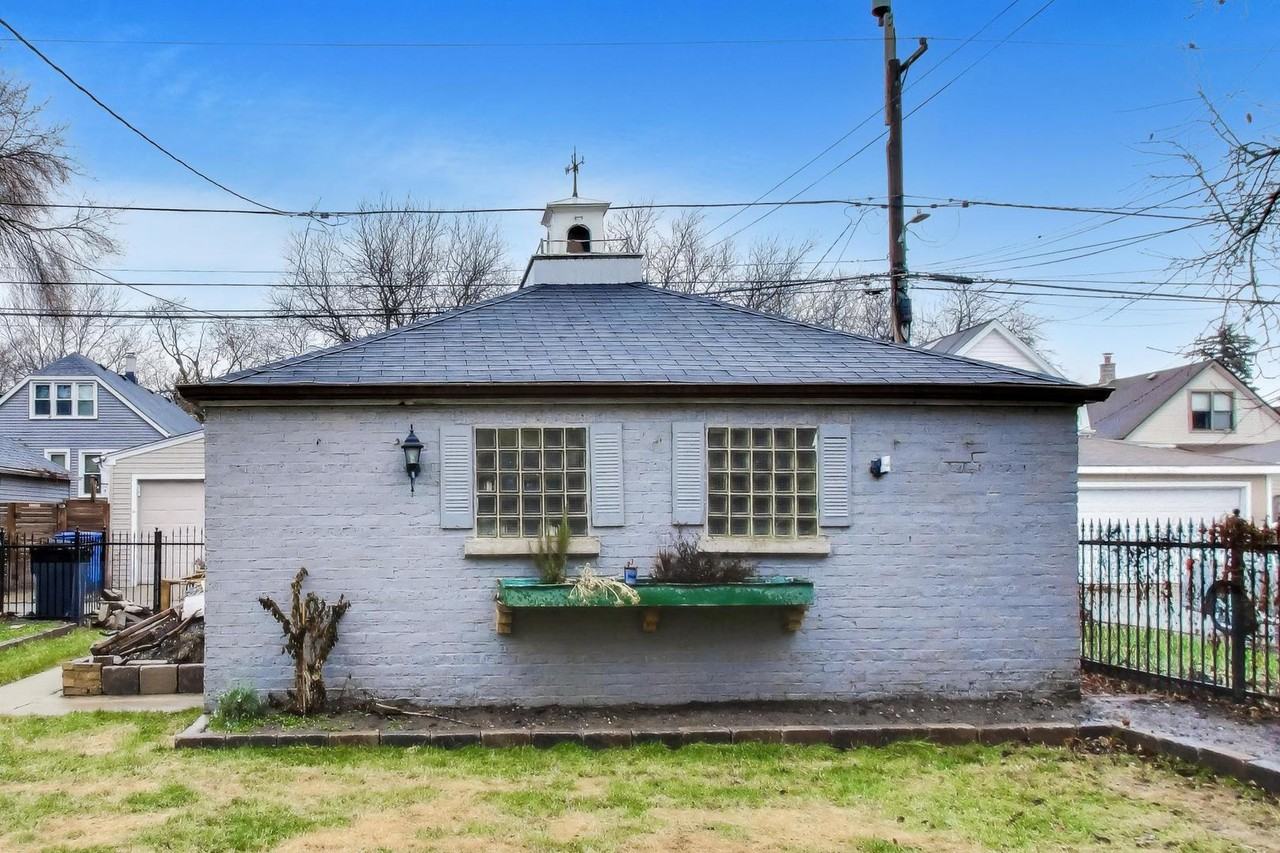 5150 W Carmen Ave #2 - Photo 6 of 23