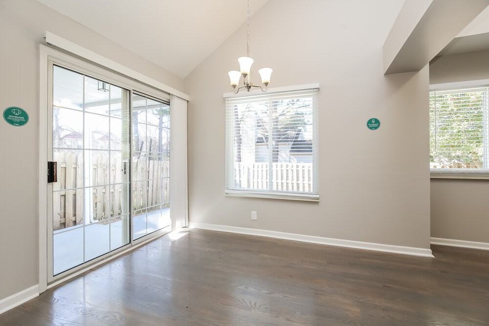 514 Selsey Ct S - Photo 6 of 17