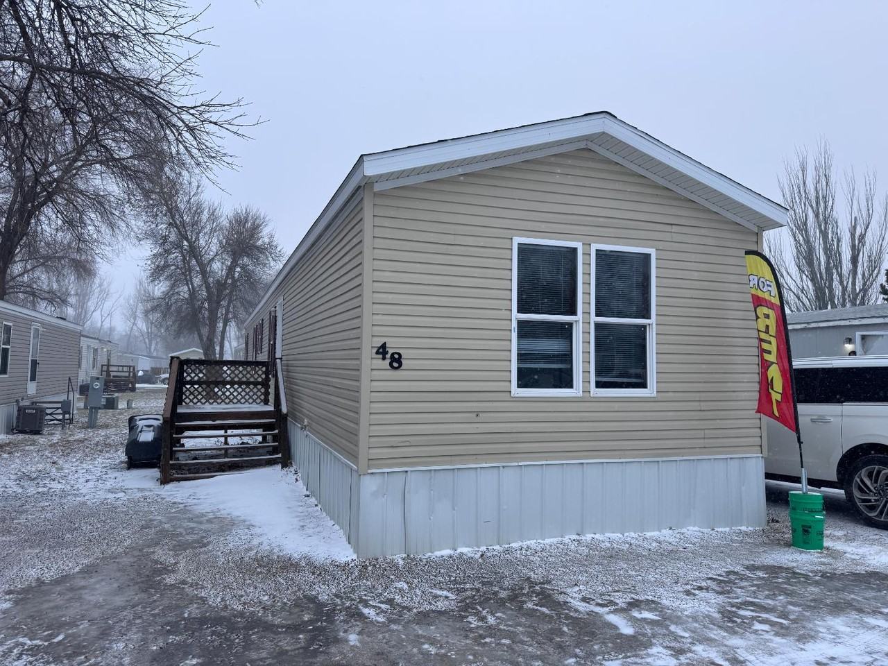 1015 27th St Se - Photo 2 of 11