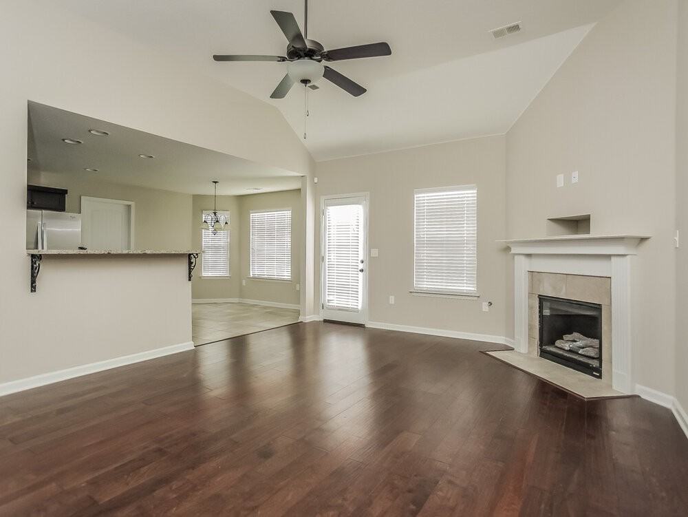 10829 Paul Coleman Dr - Photo 2 of 15