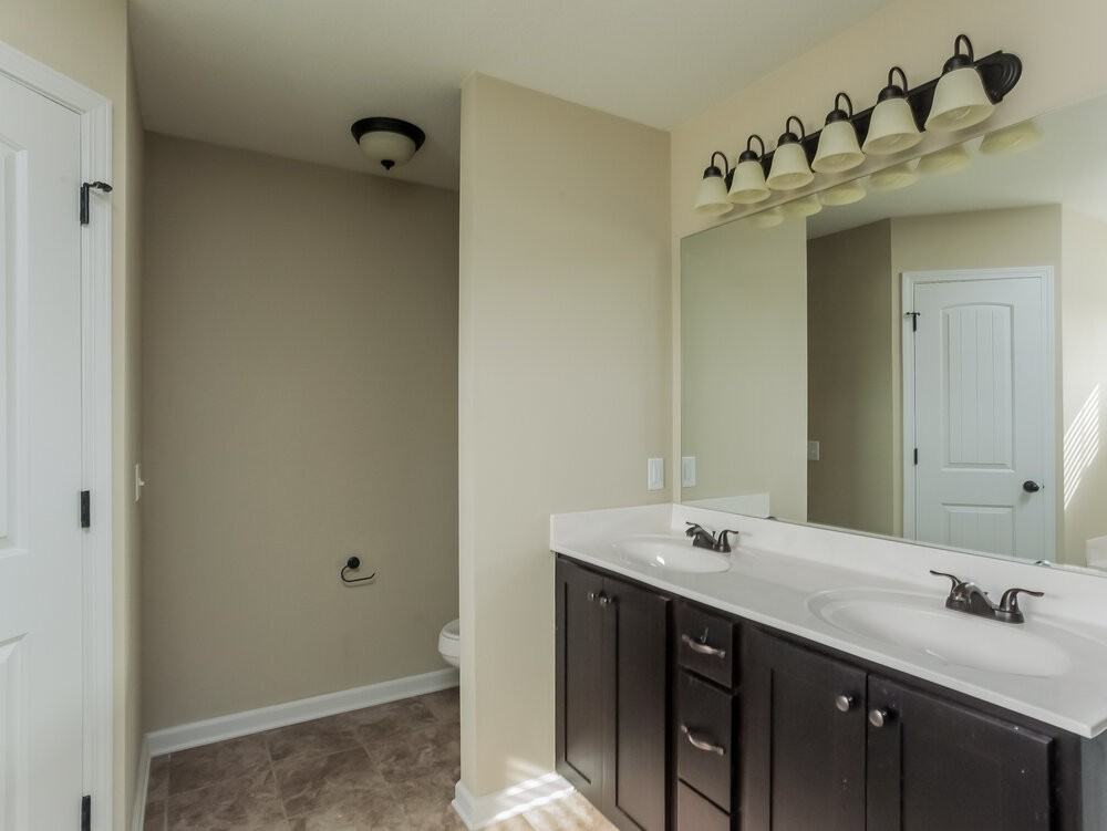 10829 Paul Coleman Dr - Photo 7 of 15